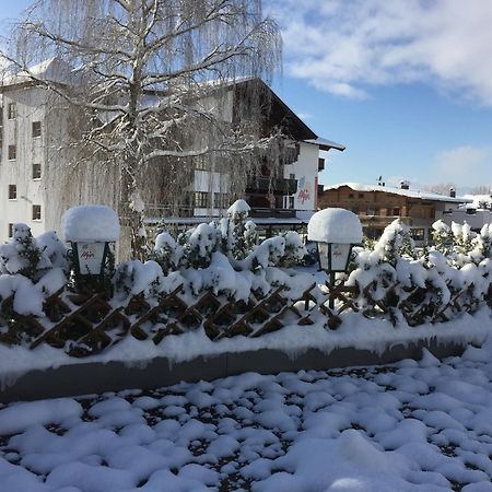 Das Alpin - Hotel Garni Guesthouse Scheffau am Wilden Kaiser Exteriör bild